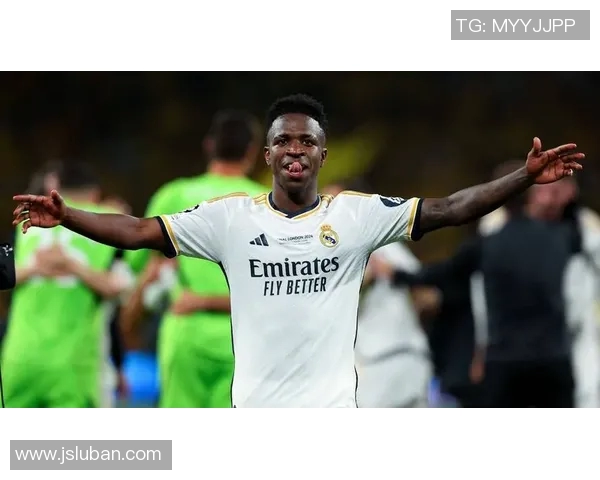 足球明星的强大脚踝力量与技术解析揭秘足球场上的绝对主宰