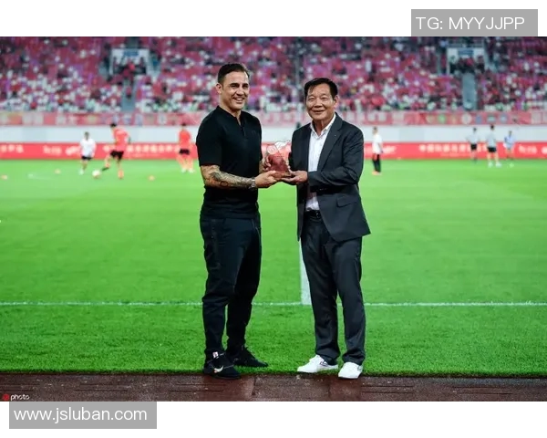 周秀英专访:从青涩球员到篮球教练的成长之路回顾